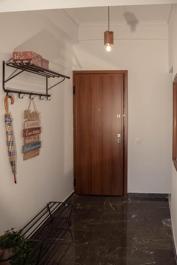 Cosy And Central Home In Athén Kültér fotó